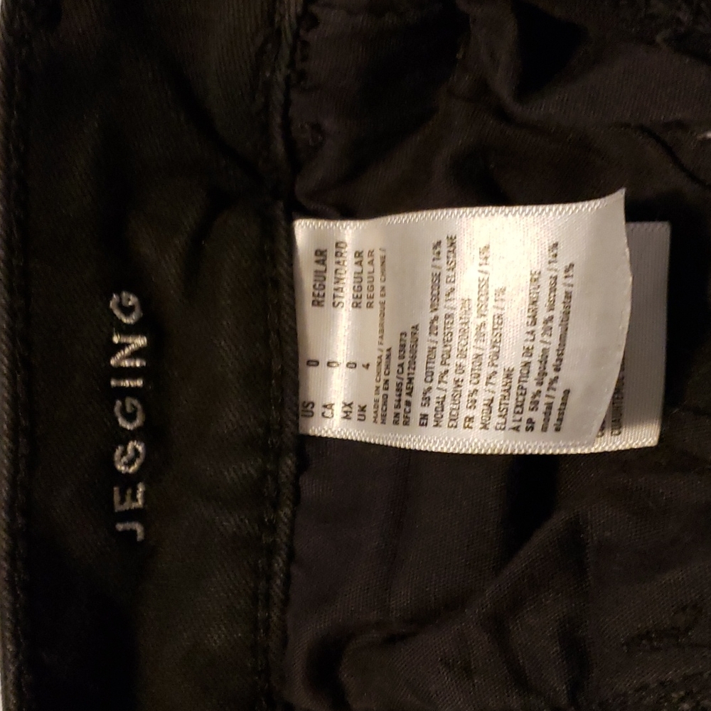 $15 or 2/$20! American Eagle Outfitters Black Jeggings Super Stretch Size 0 - Picture 5 of 9